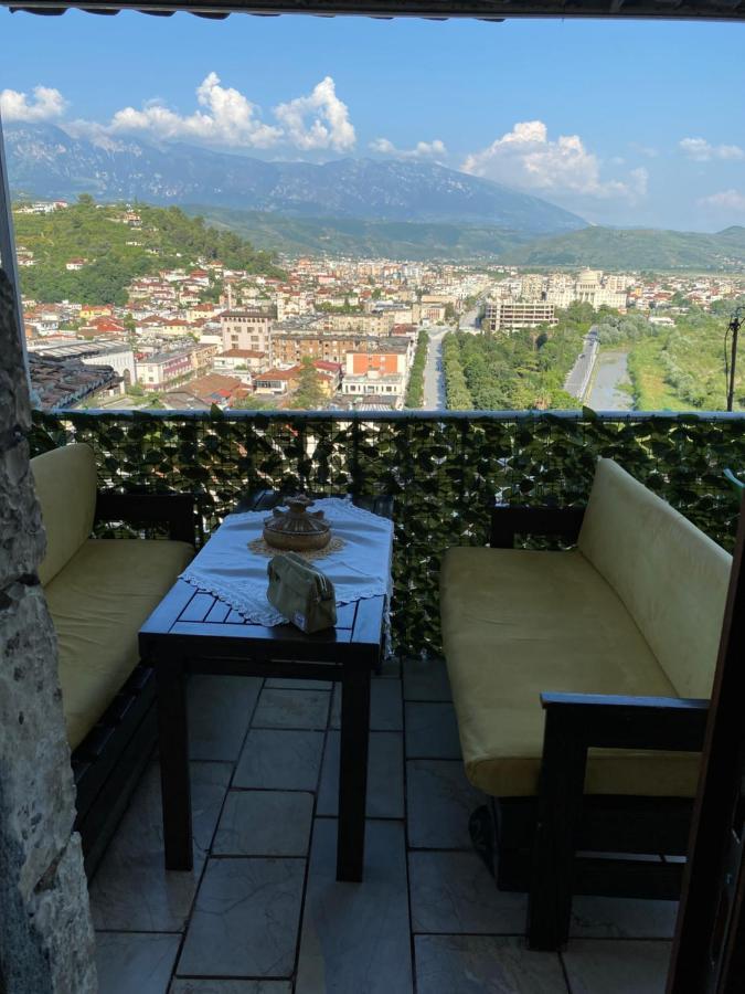 Aria Baci Guest House Berat Ngoại thất bức ảnh