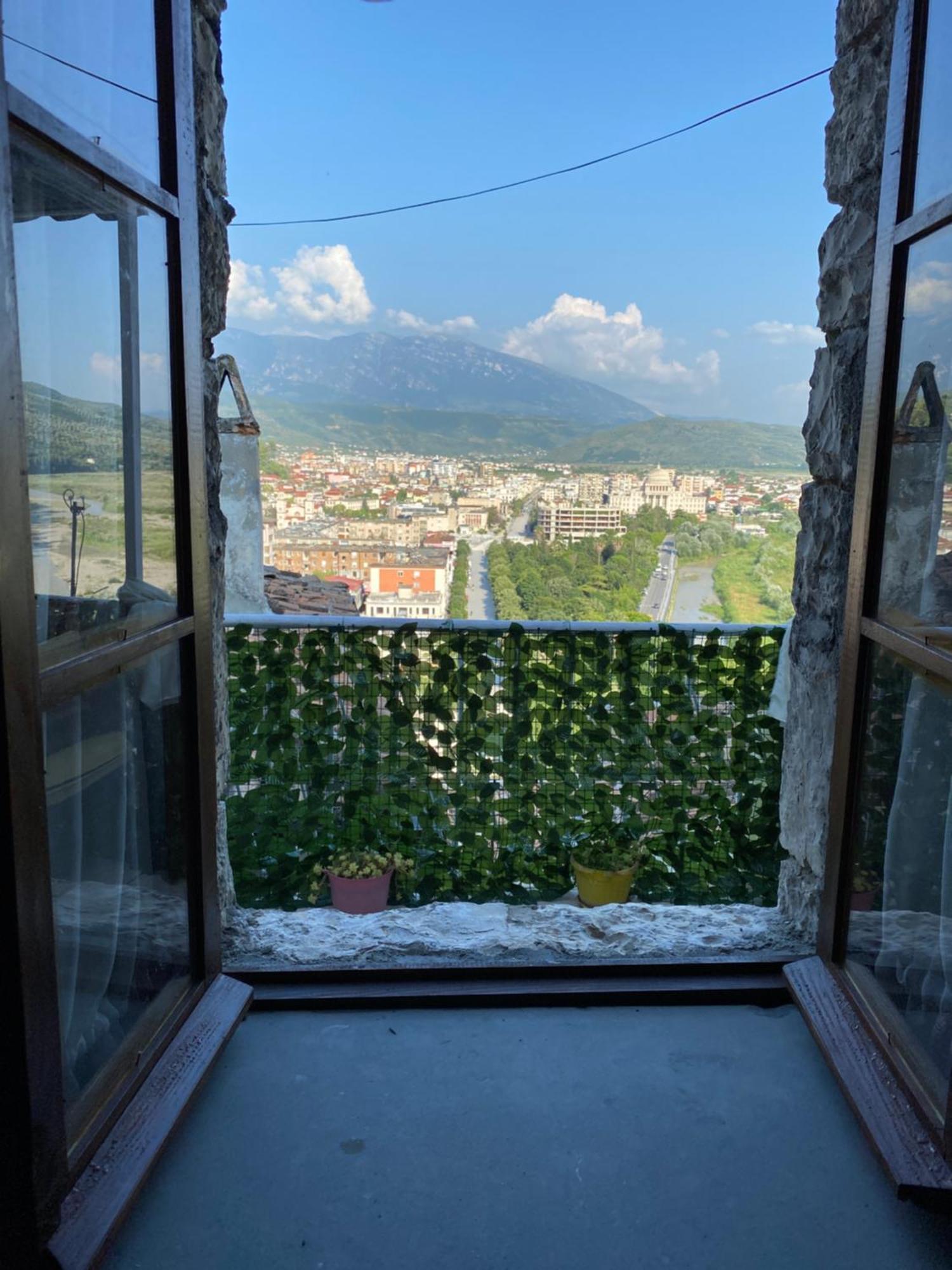 Aria Baci Guest House Berat Ngoại thất bức ảnh